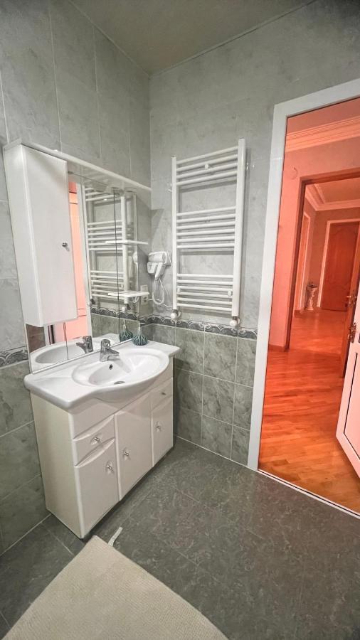 Apartments City On The Palm Tbilisi Exterior photo