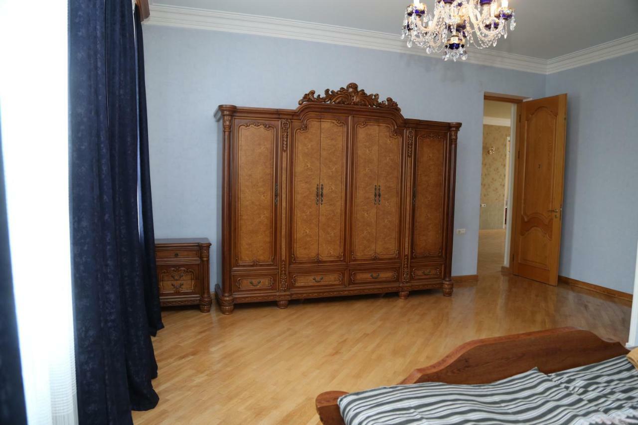 Apartments City On The Palm Tbilisi Exterior photo